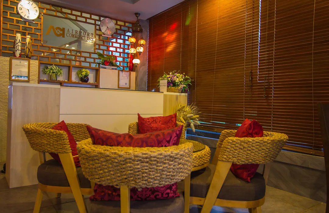 Airport Comfort Inn Premium-1